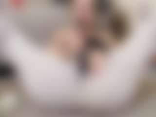 sweetdaiana23's Live Sex Cam Show
