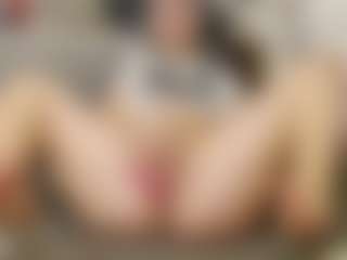 Live cam show with sweetdaiana23 - Amateur MILF on thefappeningchat.com