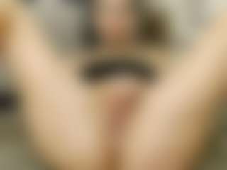 Live cam show with sweetdaiana23 - Fingering on boobsie.com