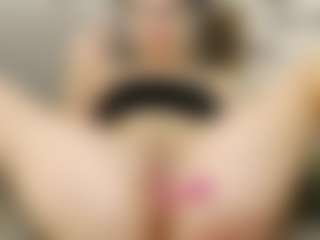 Live cam show with sweetdaiana23 - Butt Plug on SmokeAndPoke