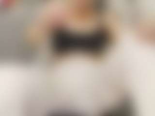 Live cam show with sweetdaiana23 - Green Eyes on Dolls Live