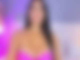 Live cam show with Ahincale - Curvy on Milf Play