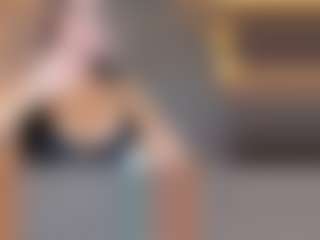Live cam show with Ahincale - BBW White on CamwithHer | colombia