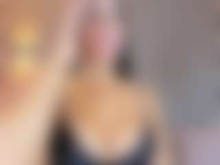 Live cam show with Ahincale - BBW on Chatstar