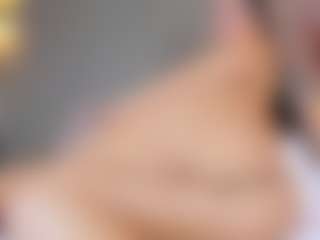 Live cam show with Ahincale - Lush Curvy on xDating