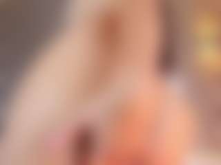 Live cam show with Ahincale - Tease Curvy on fapnchat
