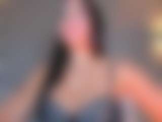 Live cam show with Ahincale - Public Curvy on livesuperchat.net