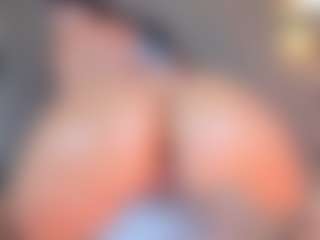 Ahincale's Live Sex Cam Show