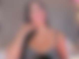 Live cam show with Ahincale - Athletic Young Adult on friskycurves.com