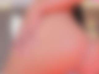 Live cam show with Ahincale - White Curvy on makecum.org | colombia