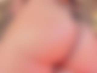 Live cam show with Ahincale - Foot Fetish Curvy on Camsoda