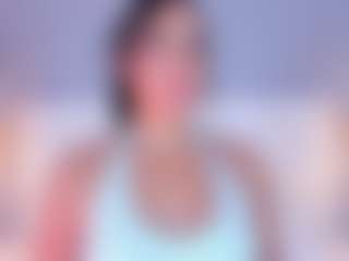 Live cam show with Ahincale - Bikini on AdultVida.com