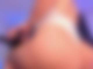EMMA FERNANDEZ's Live Sex Cam Show