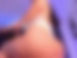 EMMA FERNANDEZ's Live Sex Cam Show
