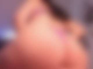 EMMA FERNANDEZ's Live Sex Cam Show