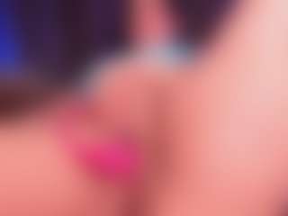 EMMA FERNANDEZ's Live Sex Cam Show