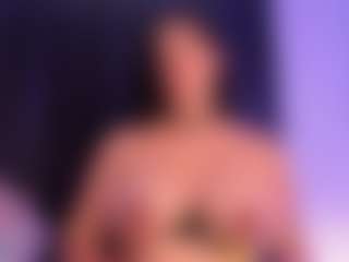 EMMA FERNANDEZ's Live Sex Cam Show