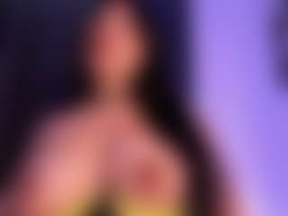 Live cam show with EMMA FERNANDEZ - Big Tits on Dolls Live