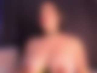 EMMA FERNANDEZ's Live Sex Cam Show