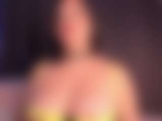 EMMA FERNANDEZ's Live Sex Cam Show