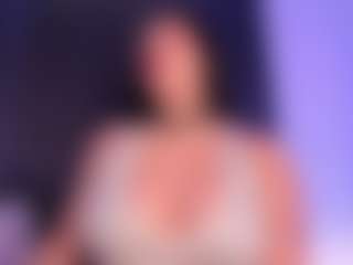 EMMA FERNANDEZ's Live Sex Cam Show