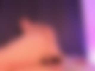 EMMA FERNANDEZ's Live Sex Cam Show
