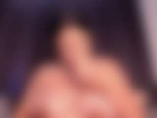 EMMA FERNANDEZ's Live Sex Cam Show