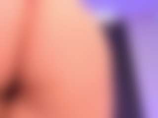 EMMA FERNANDEZ's Live Sex Cam Show