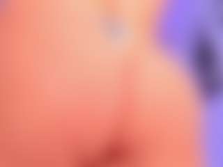 EMMA FERNANDEZ's Live Sex Cam Show