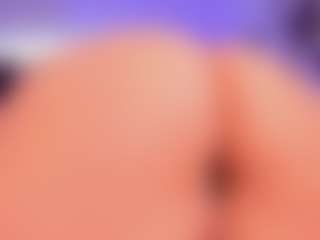 EMMA FERNANDEZ's Live Sex Cam Show