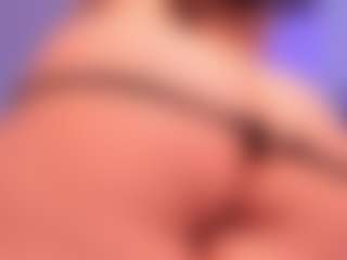 Live cam show with EMMA FERNANDEZ - Strip on SpankPalCams