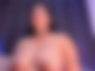 EMMA FERNANDEZ's Live Sex Cam Show