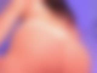EMMA FERNANDEZ's Live Sex Cam Show