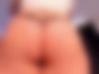 EMMA FERNANDEZ's Live Sex Cam Show