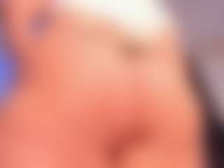 EMMA FERNANDEZ's Live Sex Cam Show