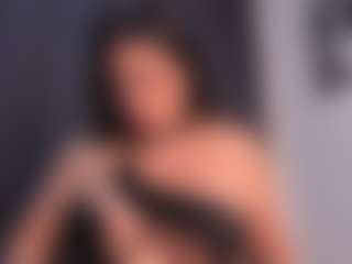 EMMA FERNANDEZ's Live Sex Cam Show