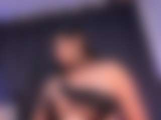 EMMA FERNANDEZ's Live Sex Cam Show