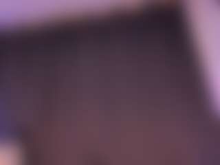 EMMA FERNANDEZ's Live Sex Cam Show