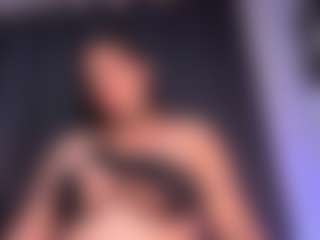 EMMA FERNANDEZ's Live Sex Cam Show