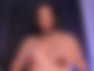 EMMA FERNANDEZ's Live Sex Cam Show