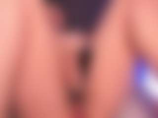 Live cam show with EMMA FERNANDEZ - Strip Toys on Camsoda