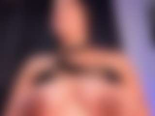 EMMA FERNANDEZ's Live Sex Cam Show