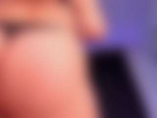 EMMA FERNANDEZ's Live Sex Cam Show