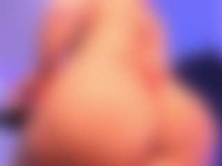 EMMA FERNANDEZ's Live Sex Cam Show
