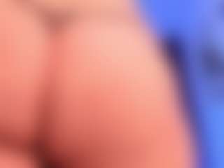 EMMA FERNANDEZ's Live Sex Cam Show