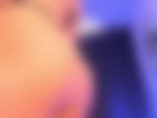 EMMA FERNANDEZ's Live Sex Cam Show