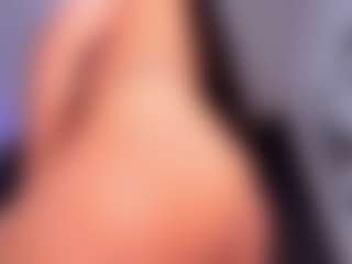 EMMA FERNANDEZ's Live Sex Cam Show