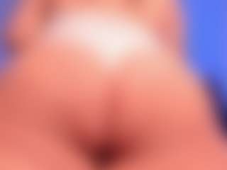 EMMA FERNANDEZ's Live Sex Cam Show