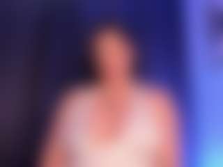 EMMA FERNANDEZ's Live Sex Cam Show