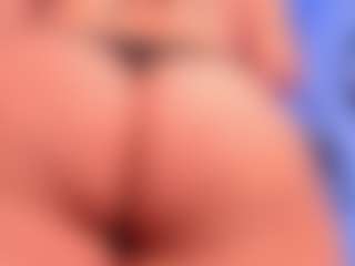 EMMA FERNANDEZ's Live Sex Cam Show